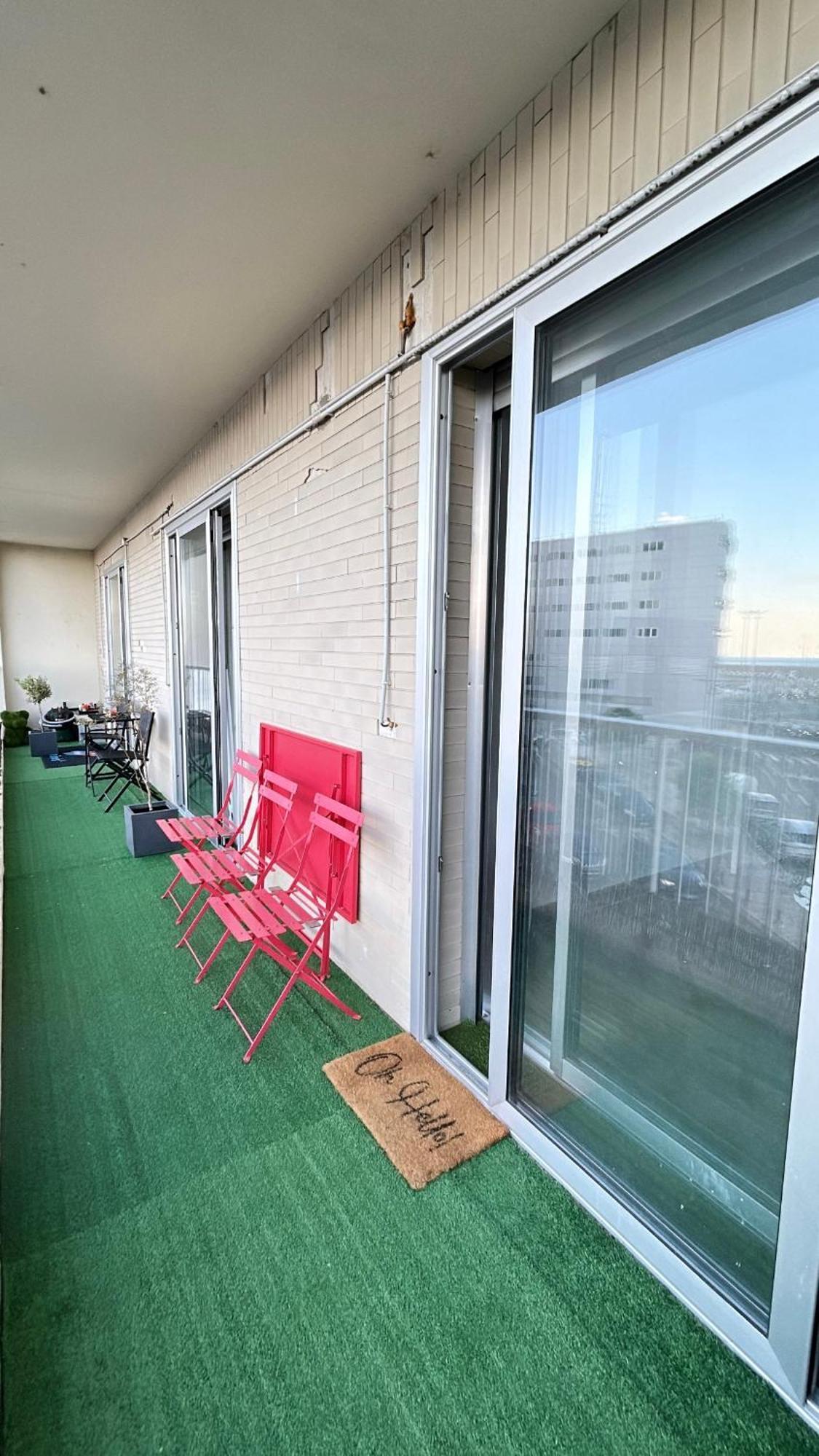 Appartement Dans Vue Sur Le Port *